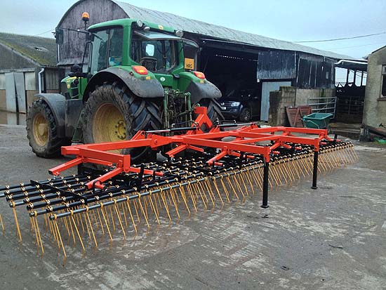 quantockgrassharrow001